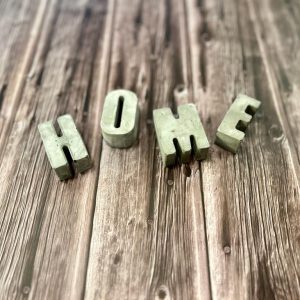 עיצוב הבית: אותיות מיני- Home