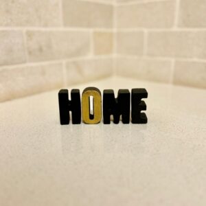 אותיות HOME מיני שחור/זהב
